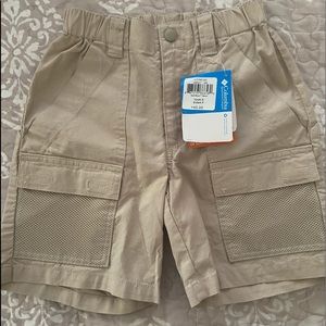 Brand New Columbia Boy Khaki Shorts size small (6)